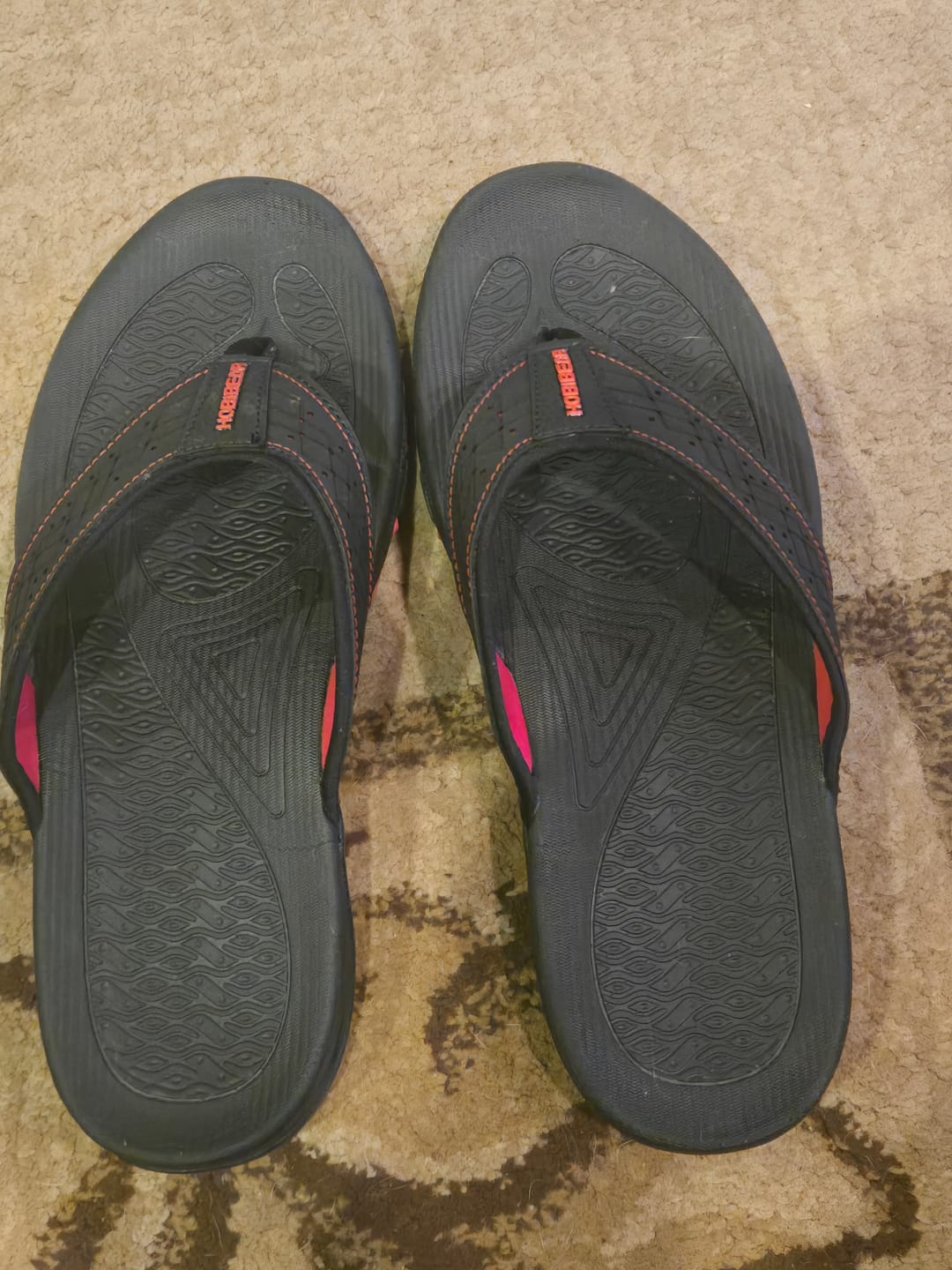 Customer photo review of Ramble Lite - Wide Toe Slippers