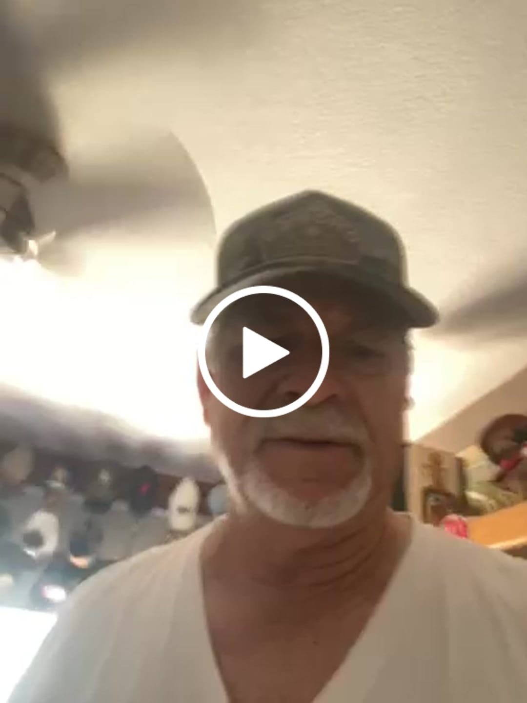 Customer video review of HYPPE Moist Pouches