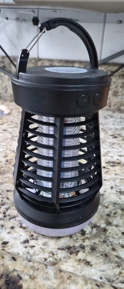 Customer photo review of GlowZap - Lampa protiv komaraca