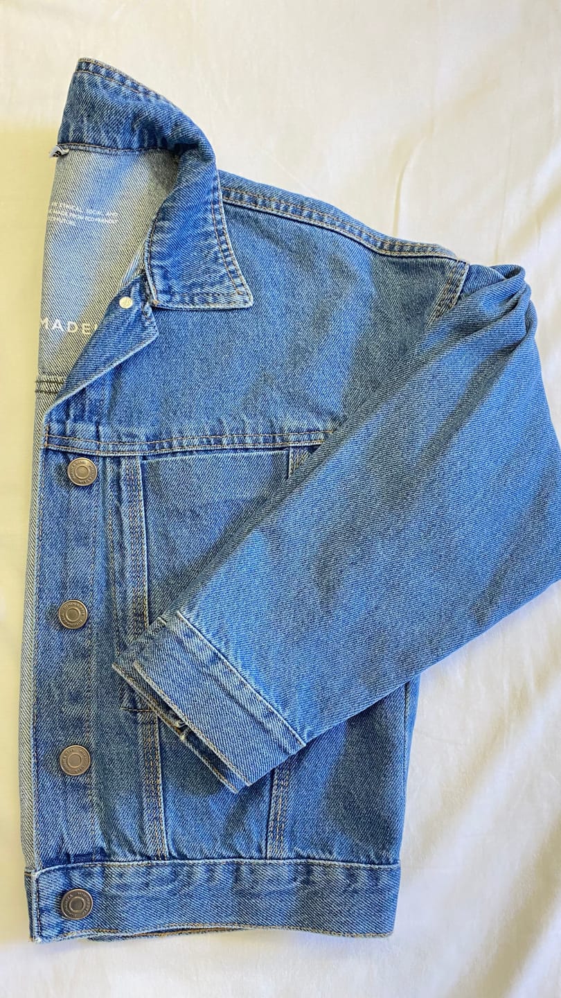 Customer photo review of Jaqueta Jeans Oversized Andiroba Azul Médio