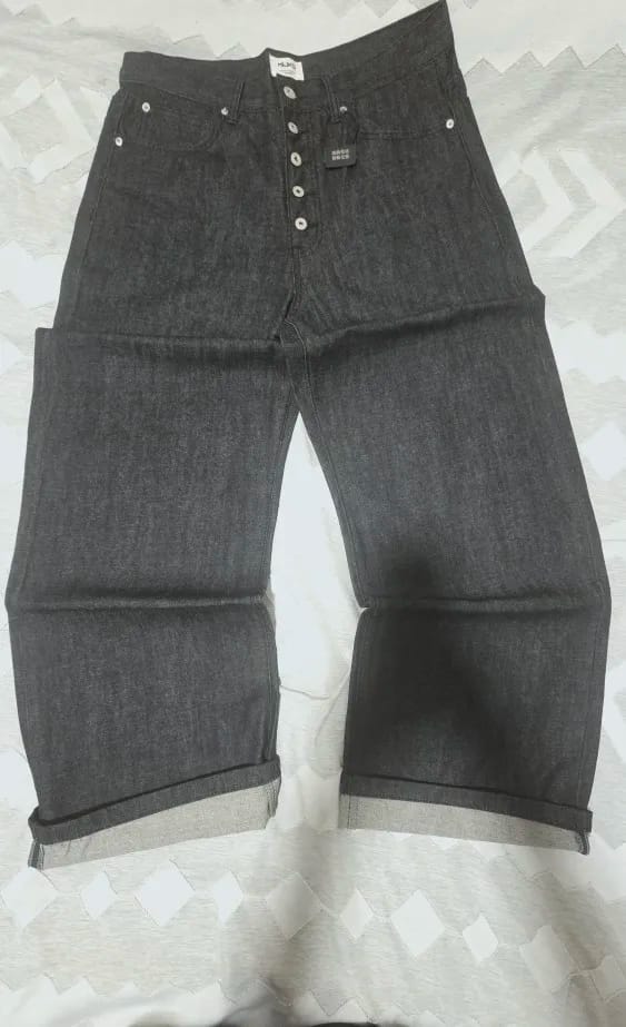 Customer photo review of Y2k jeans for men "Soo"