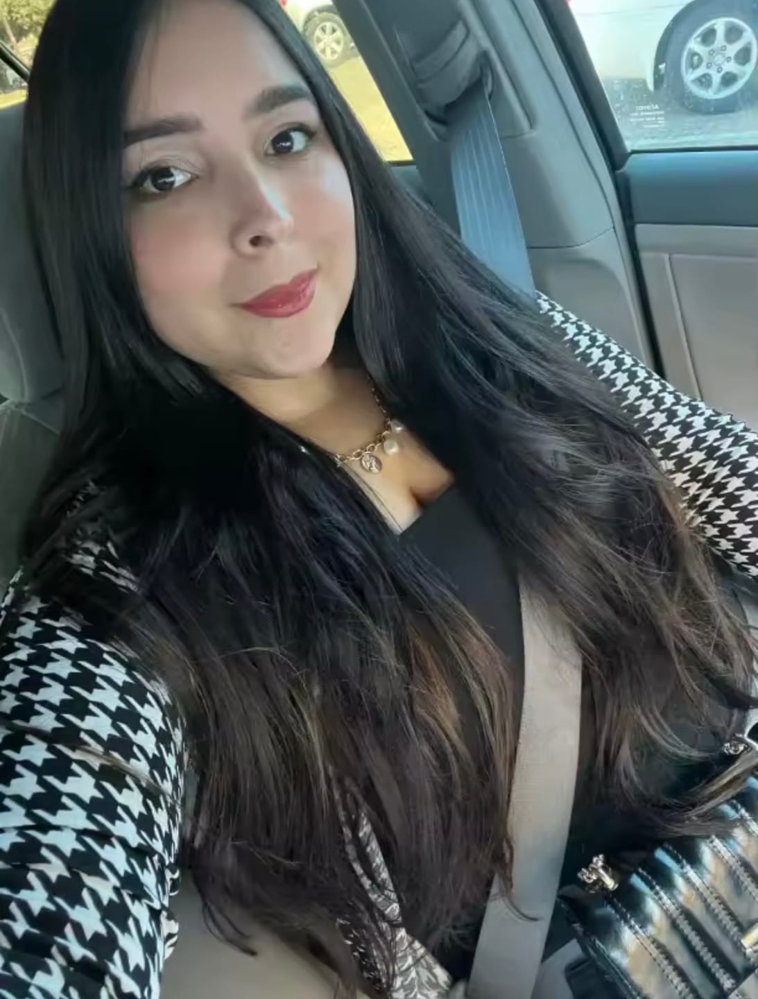 Customer photo review of Extensiones Cortina 5 clip Cabello 100% Natural ©️ 66 cm Largo