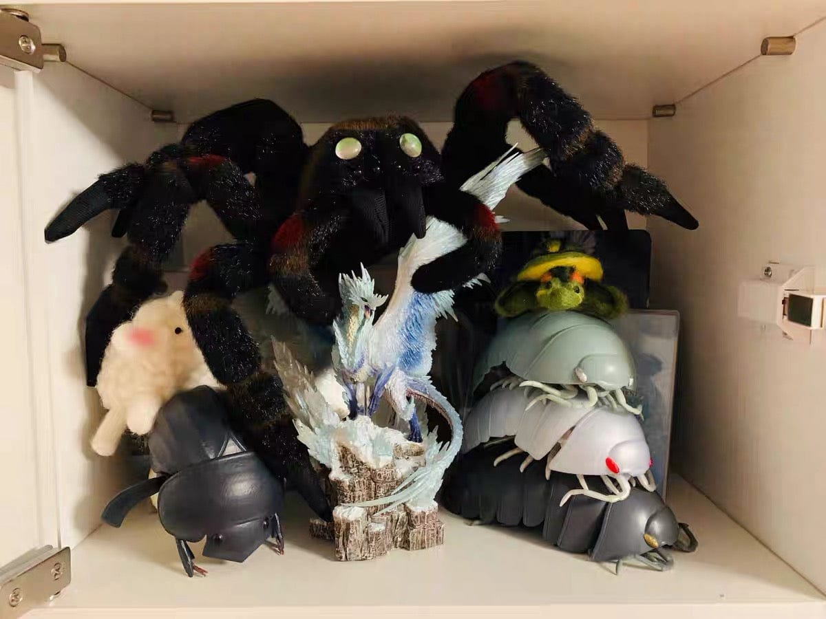 Customer photo review of Mexican Giant Red Knee Tarantula Plush – Lifelike and Soft Stuffed Toy for Spider Lovers