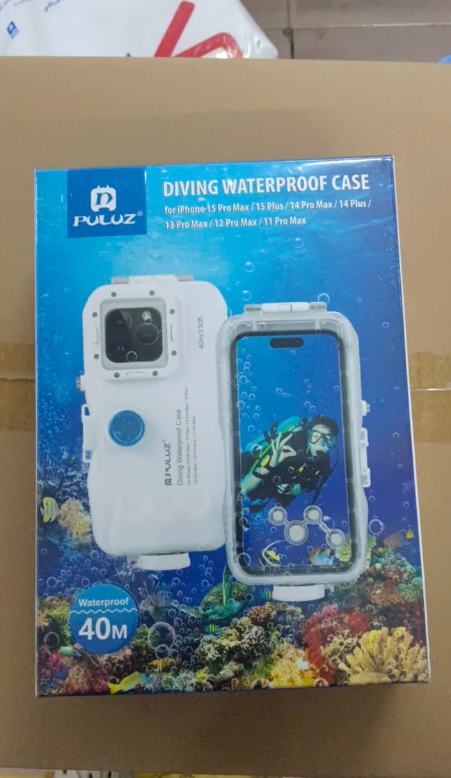Customer photo review of Waterdichte Duikbehuizing voor iPhone met 40m Dieptebescherming & Touchbediening – AquaShield