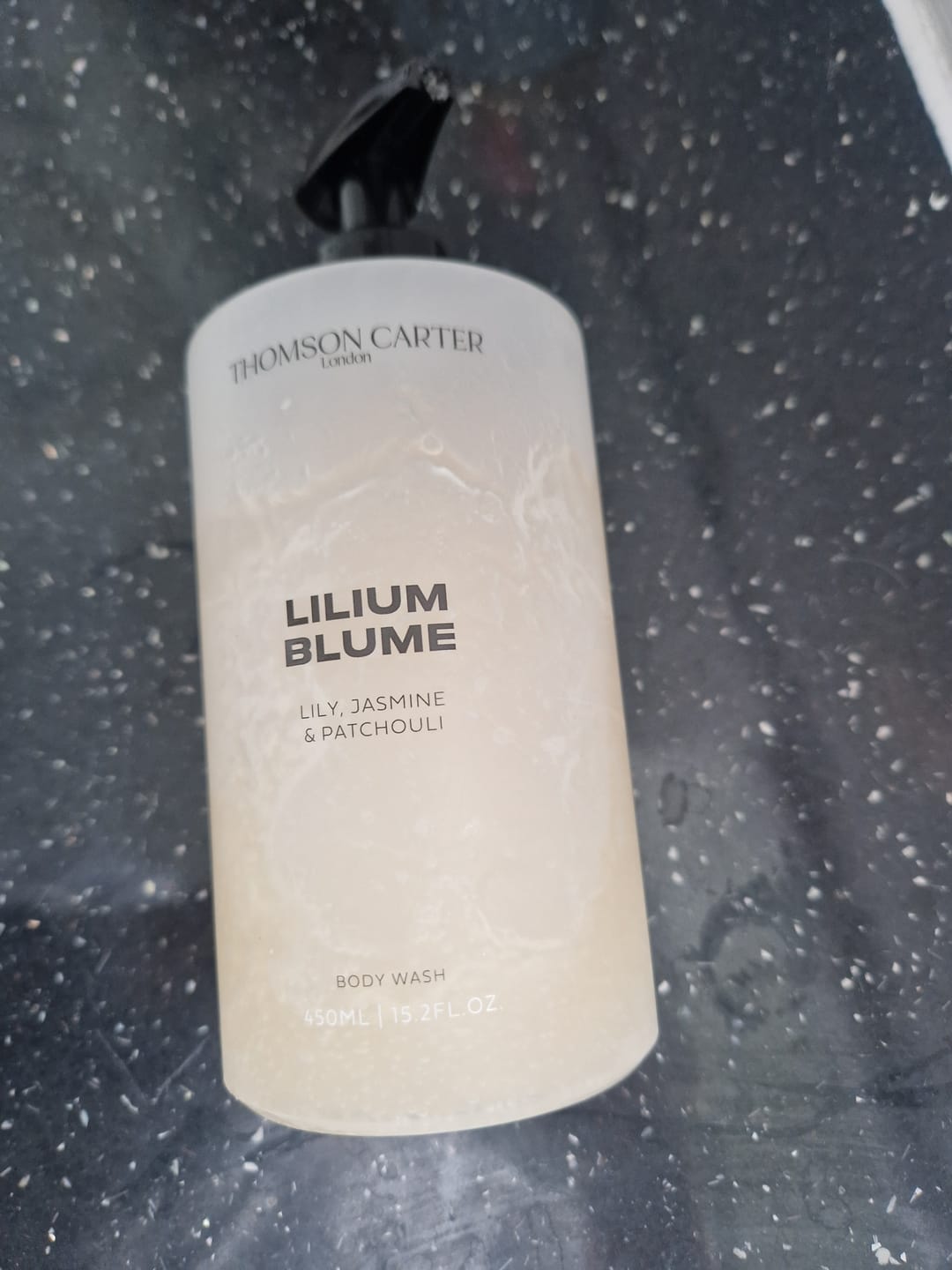 Customer photo review of Lilium Blume | Body Wash