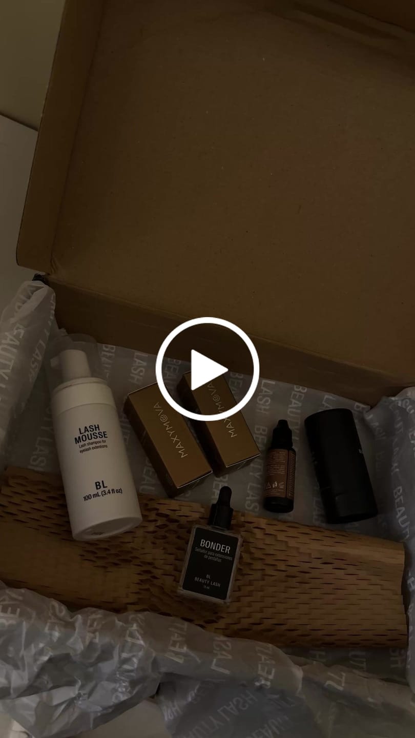 Customer video review of Tinta Líquida