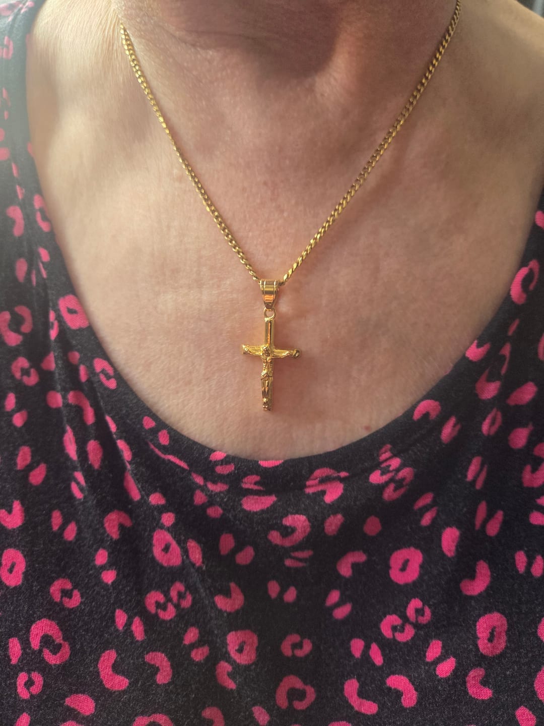 Customer photo review of Gold Crucifix Cross Necklace Pendant