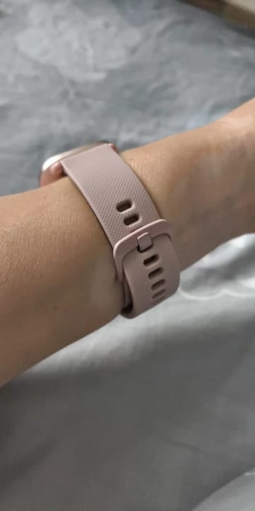 Customer photo review of Motorola Moto Smartwatch Silicone Watch Band Sport Strap Replacement