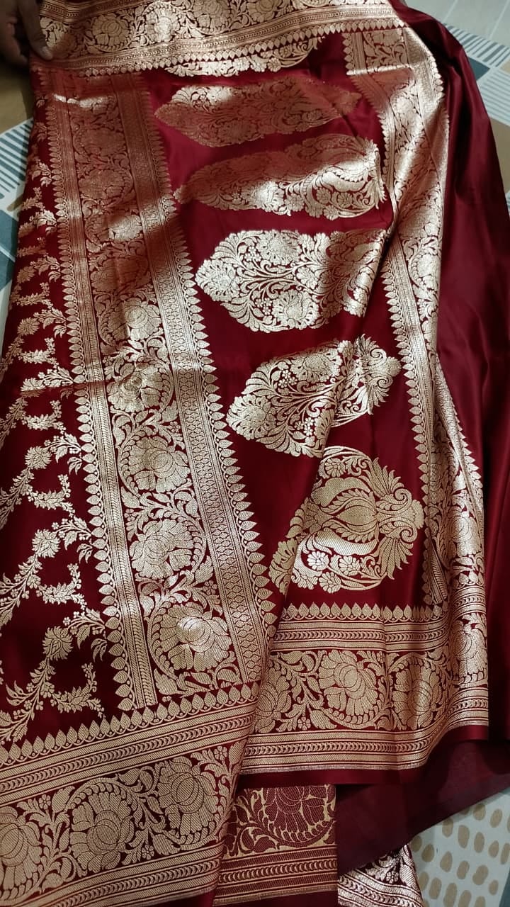 Customer photo review of Maroon Mughlai Jaal Katan Silk Banarasi Saree