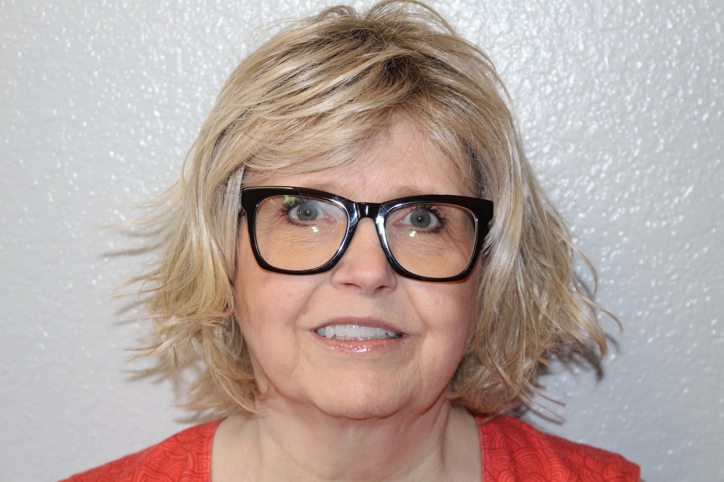 Customer photo review of TENDER THOUGHTS - Paparazzi Blonde