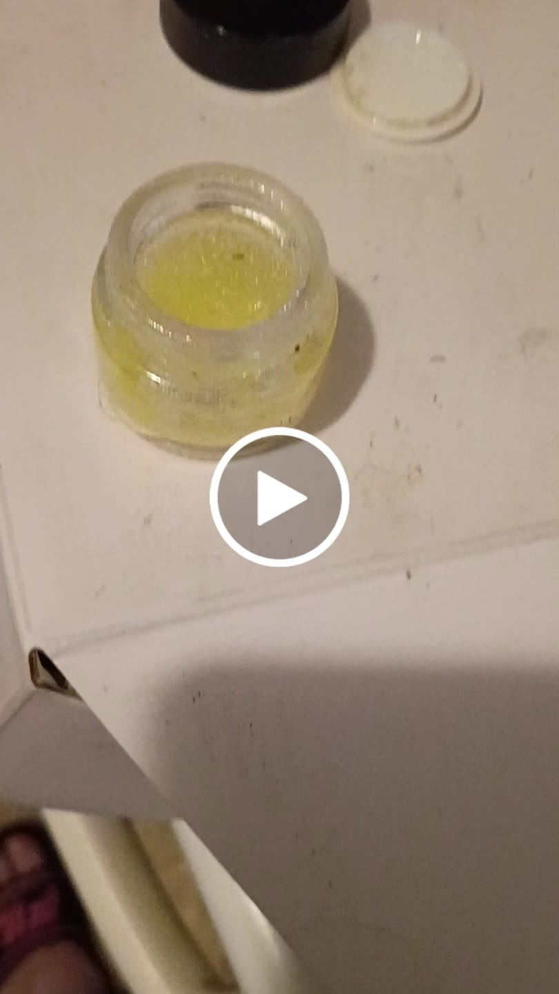Customer video review of Legendary Honey Crystal Gorilla Glue 3.5G (BOGO)