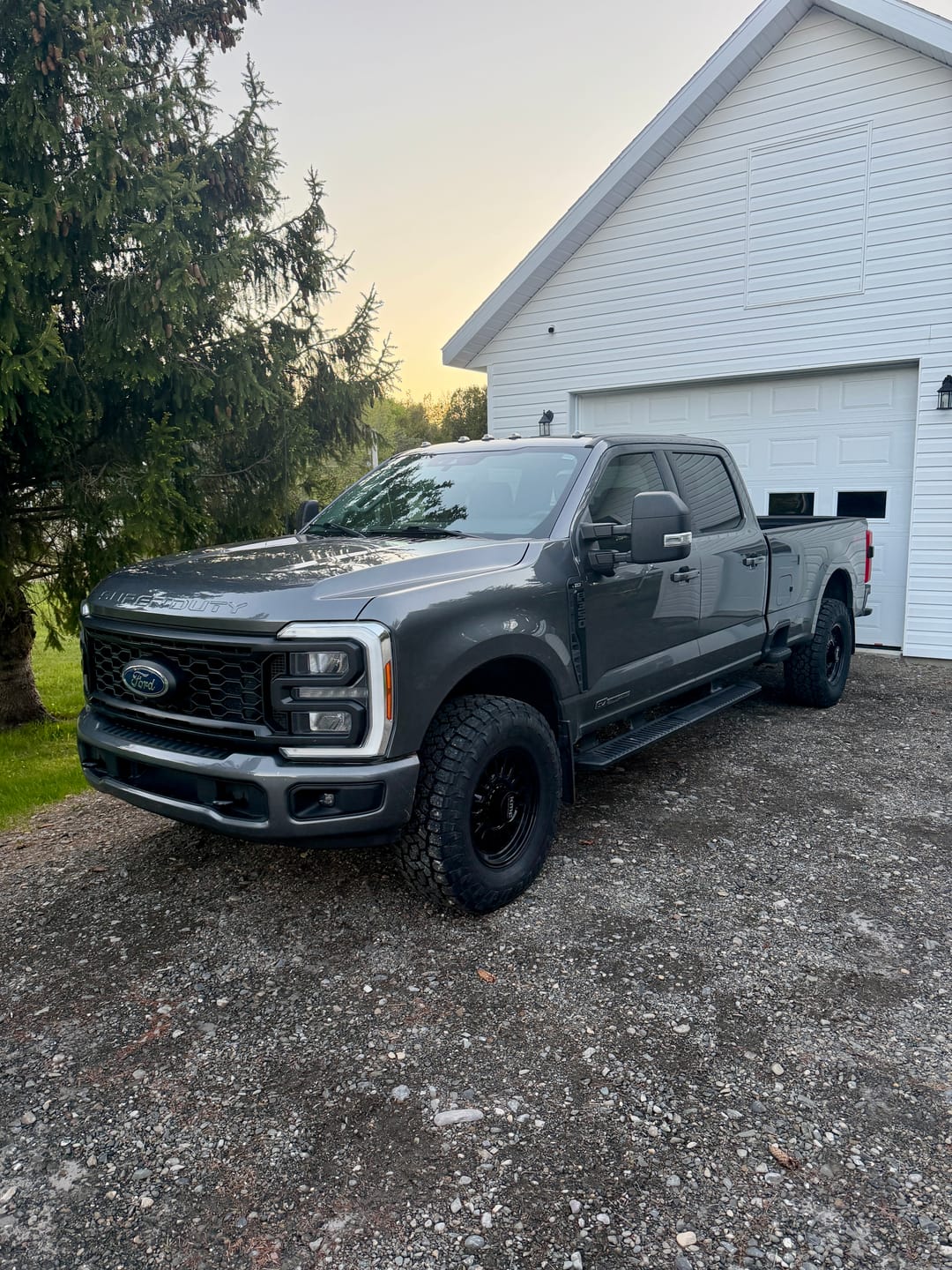 Customer photo review of 2023-2026 Powerstroke Low Profile Valance (71-1000)