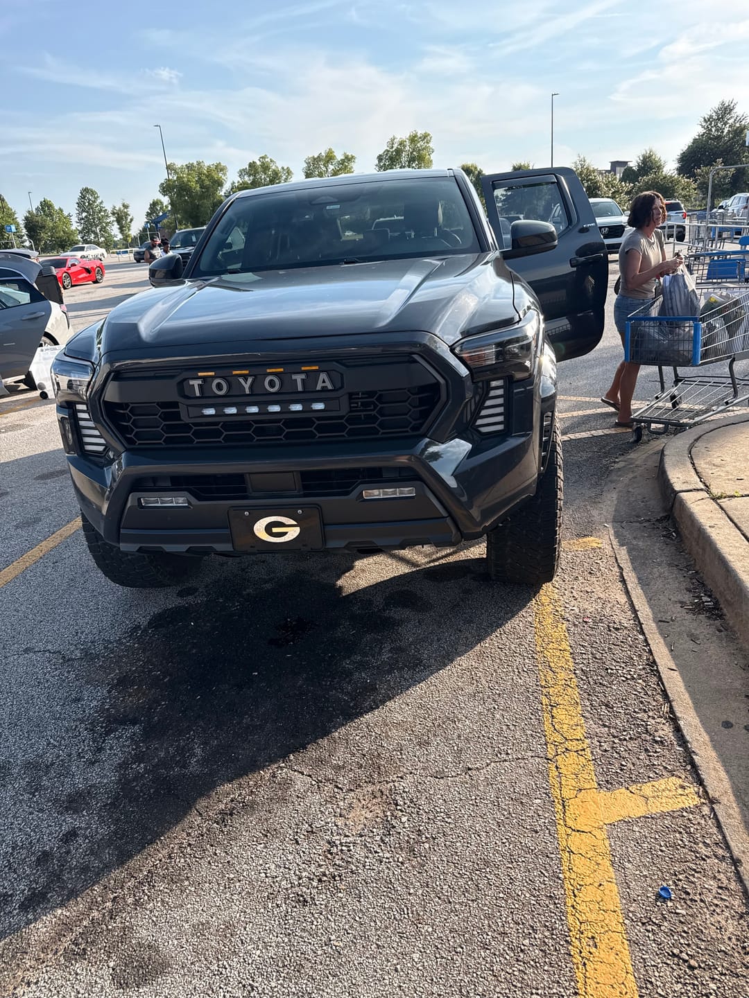Customer photo review of TRD PRO Style Front Grille w/ LED Off-Road Lights, Amber Lights and DIY Letters for 2024+ Toyota Tacoma- Matte Black