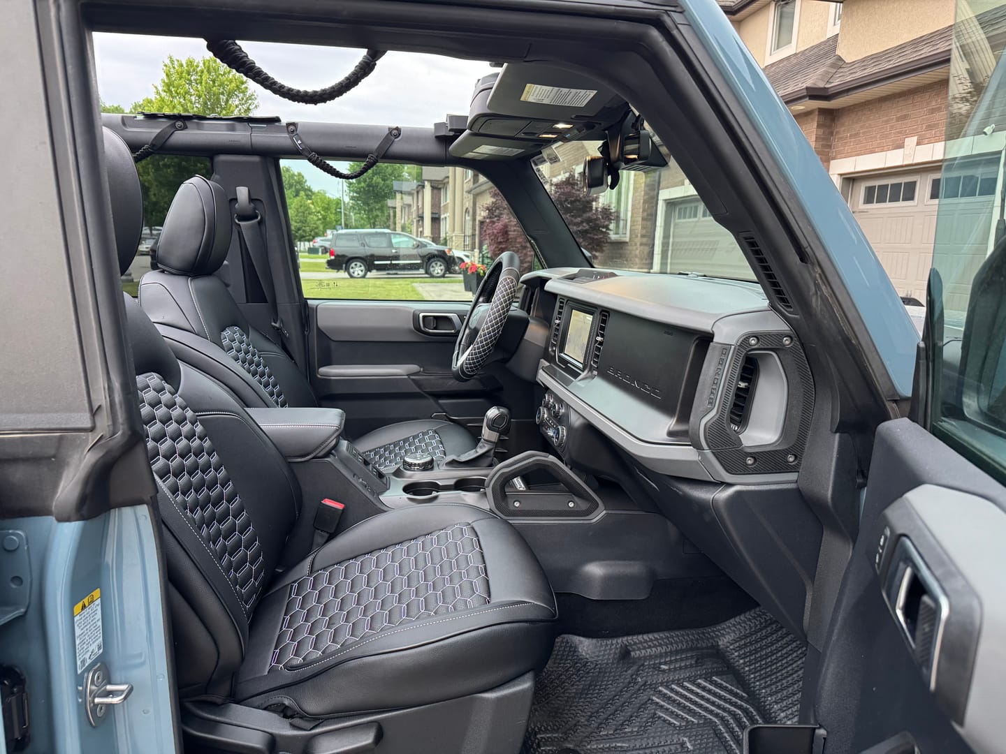 Customer photo review of 2021+ Ford Bronco 4 Door Custom Leather Seat Covers