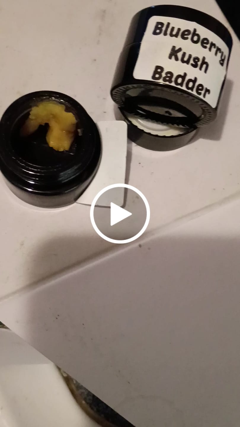 Customer video review of Blueberry Kush Badder (Buy 1 Get 1)