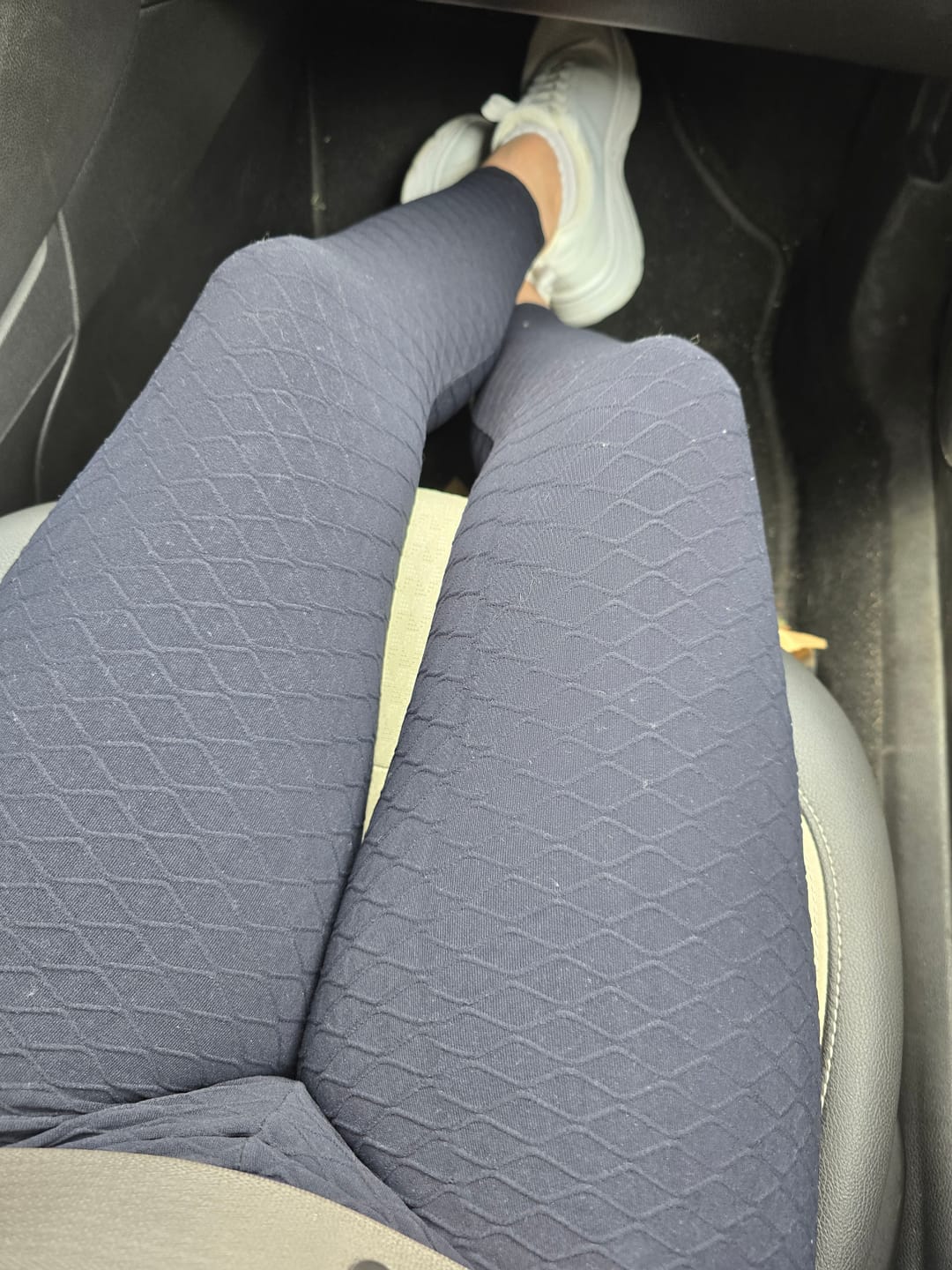 Customer photo review of Classic Anti-Cellulite Leggings