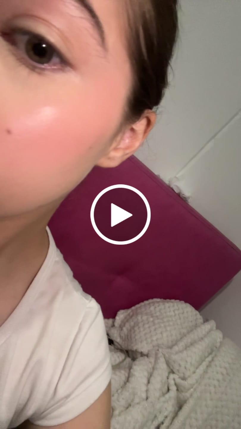 Customer video review of RUBOR CREMOSO EN BARRA COLLECTION