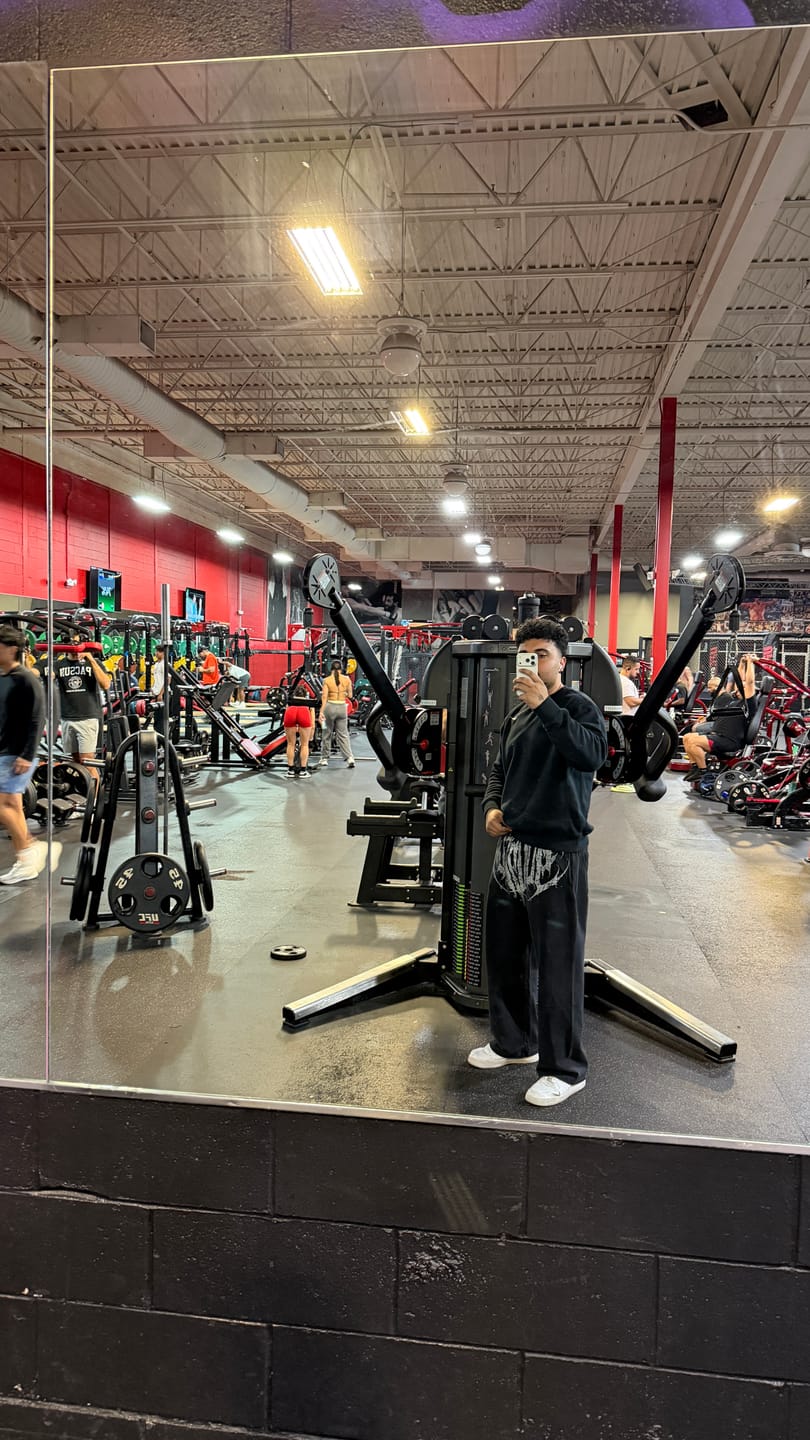 Customer photo review of 2079 - Dark Wave Joggers