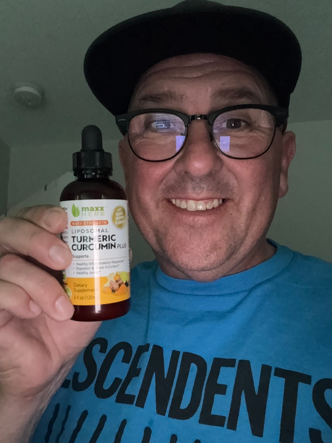 Customer photo review of Turmeric Curcumin Extract - Liposomal, Black Pepper & Ginger