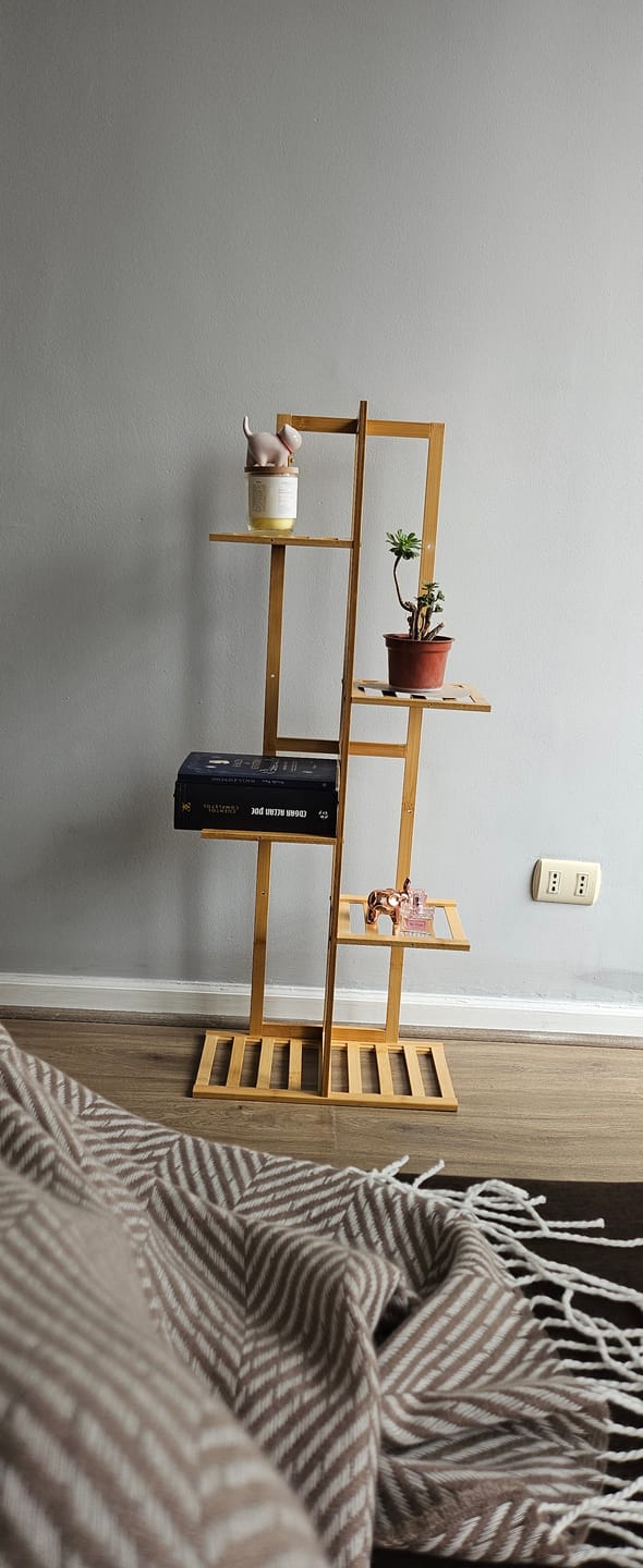 Customer photo review of Soporte para Plantas de 5 Niveles y 7 Niveles Estante Organizador de Macetas