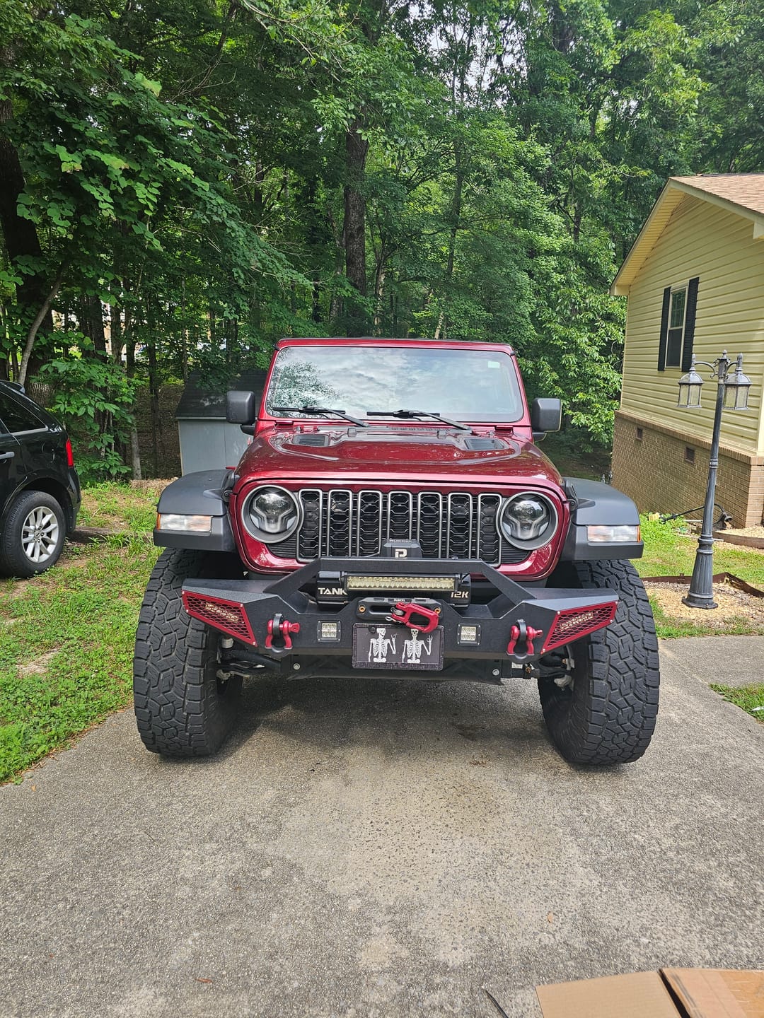 Customer photo review of Custom Paint Matched Front Grille – Refreshed Style fits Jeep Wrangler JL/ Gladiator JT