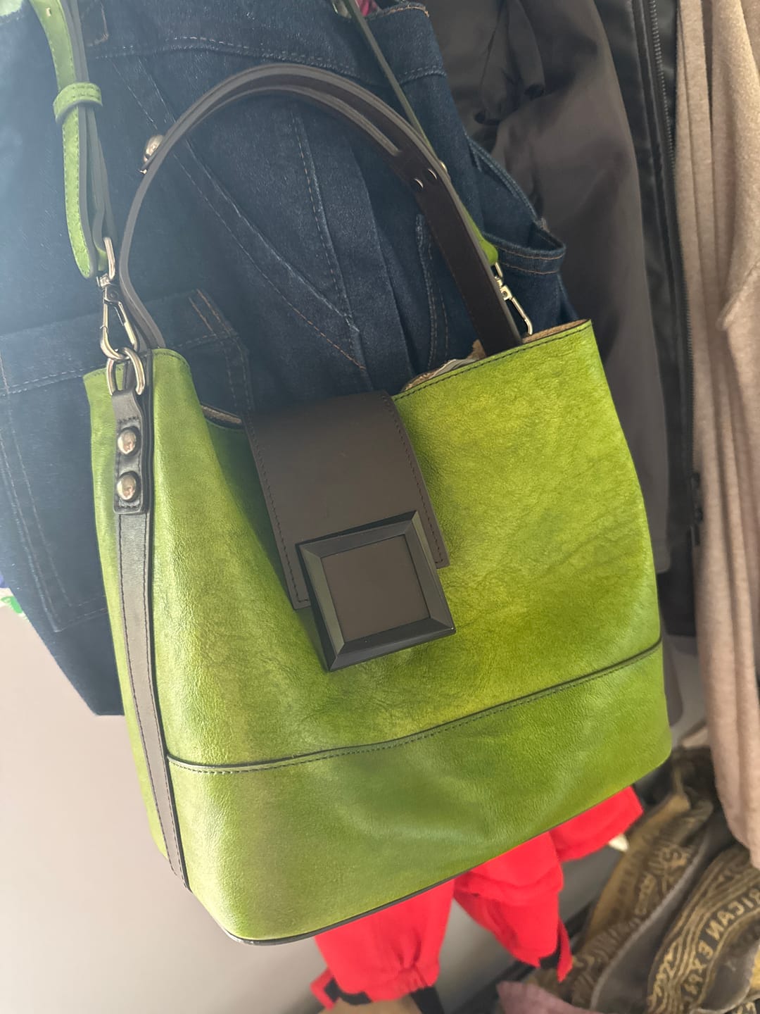 Customer photo review of Women Retro Leather Handbag Crossbody Bag