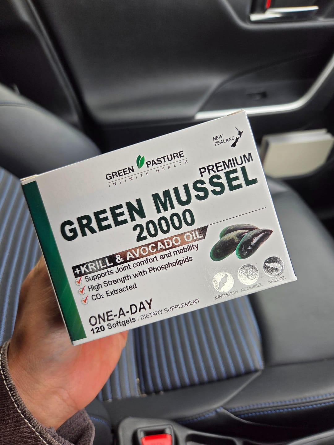 Customer photo review of Green Pasture NZ Green Mussel Oil 20000mg  (120c) | BUY 5 GET 1 FREE