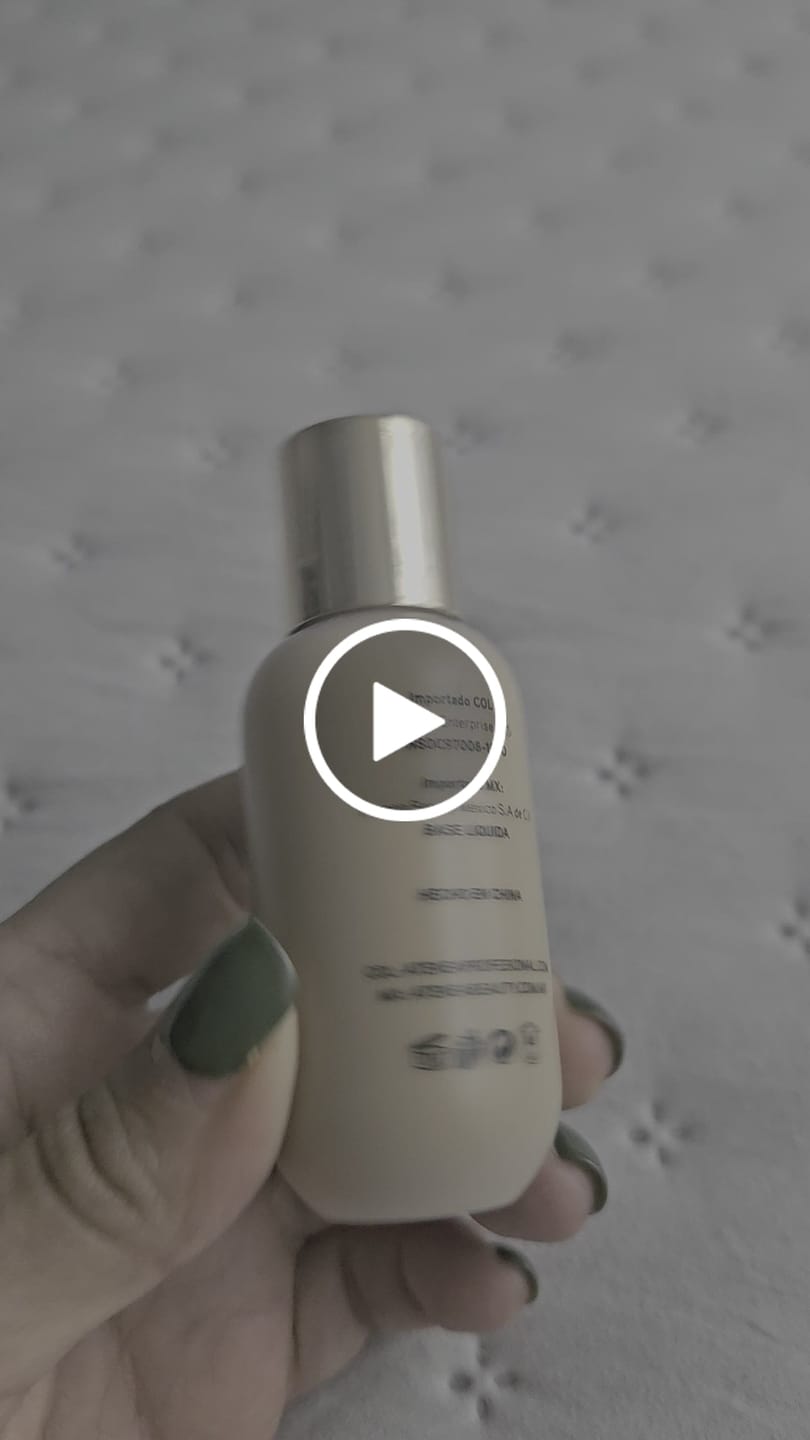 Customer video review of BASE DE MAQUILLAJE LÍQUIDA 1ST SCENE