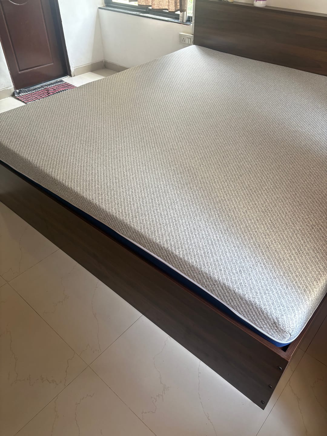 Customer photo review of Flo Anti-Gravity™ Natural Latex Mattress