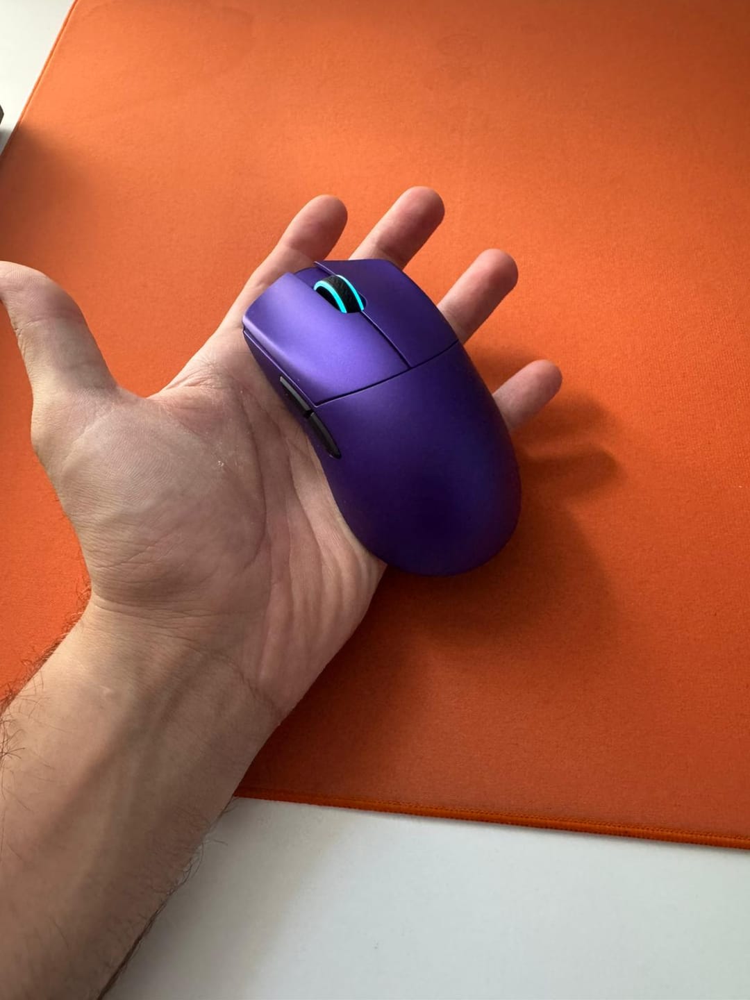 Customer photo review of WLMouse Huan Magnezyum Wireless Mouse