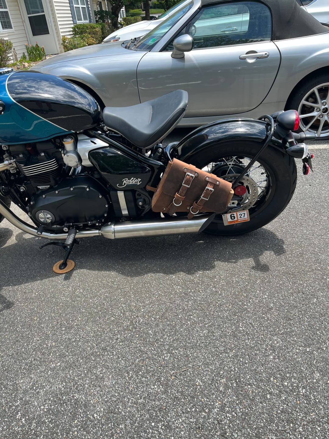 Customer photo review of Triumph Bobber Buffalo Leather Saddlebag - TBL03 (Left Side Solo Bag)