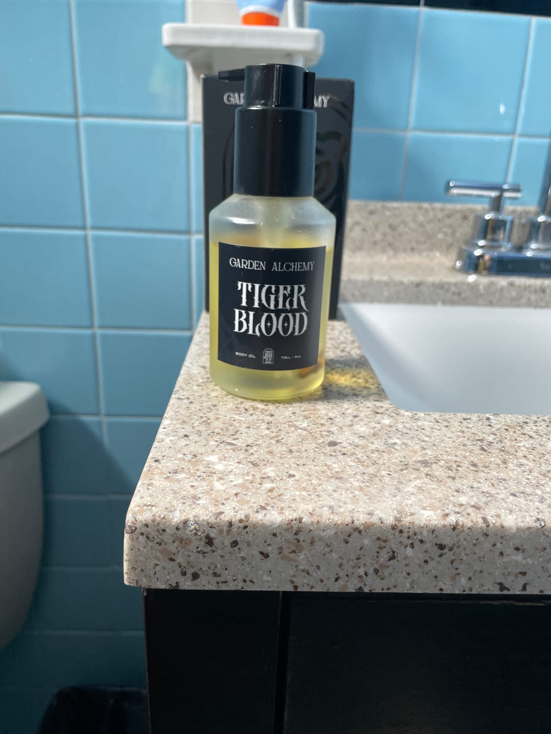 Customer photo review of TIGER BLOOD BODY OIL