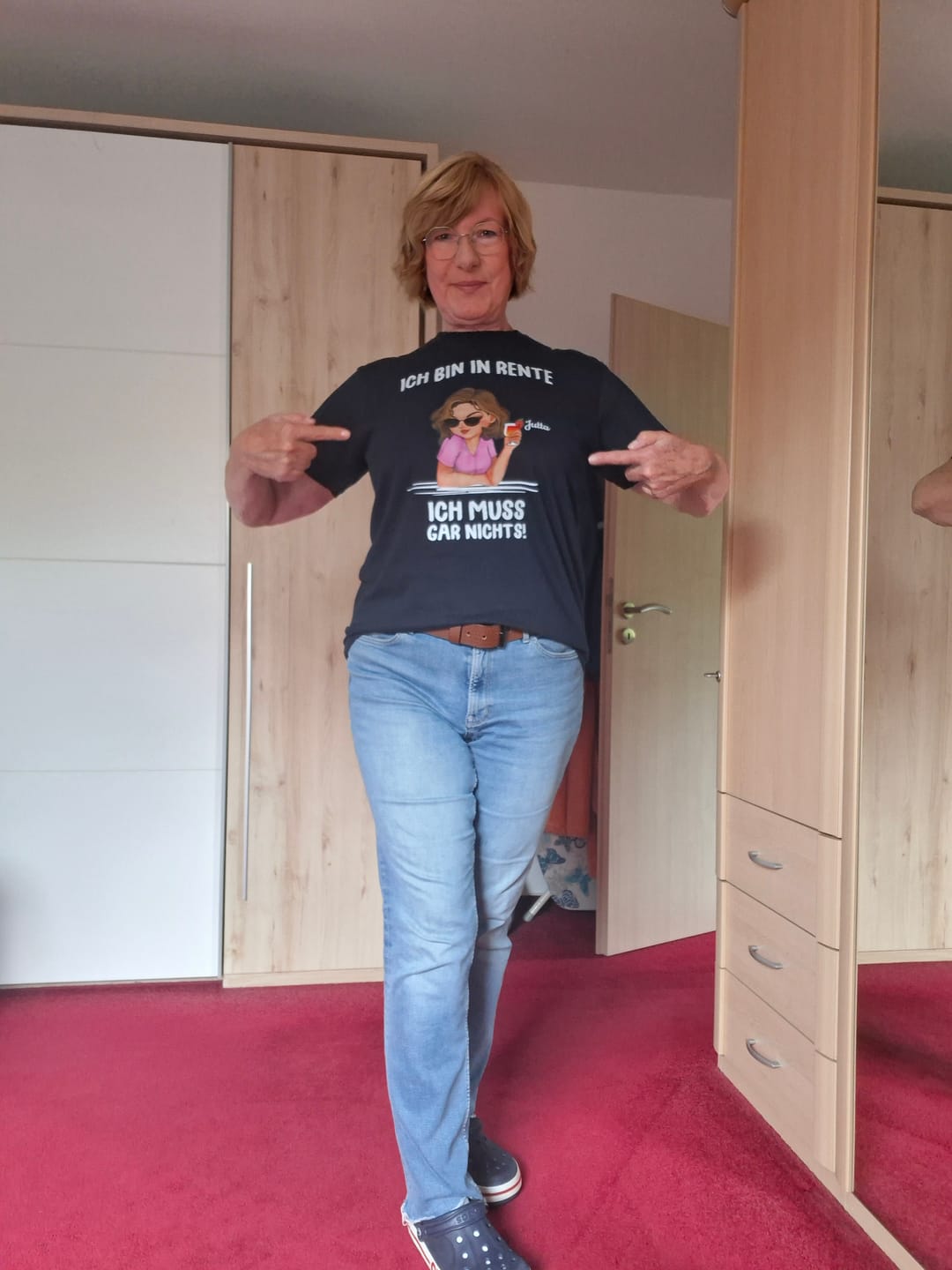 Customer photo review of Ich muss nichts - Personalisiertes T-Shirt zur Rente