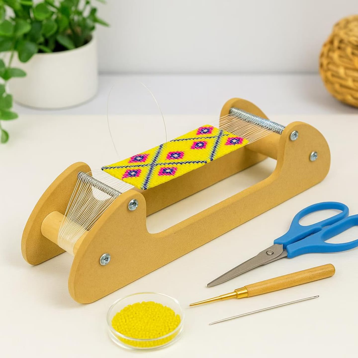 Customer photo review of 1.000+ Free Bead Loom Craft Guide