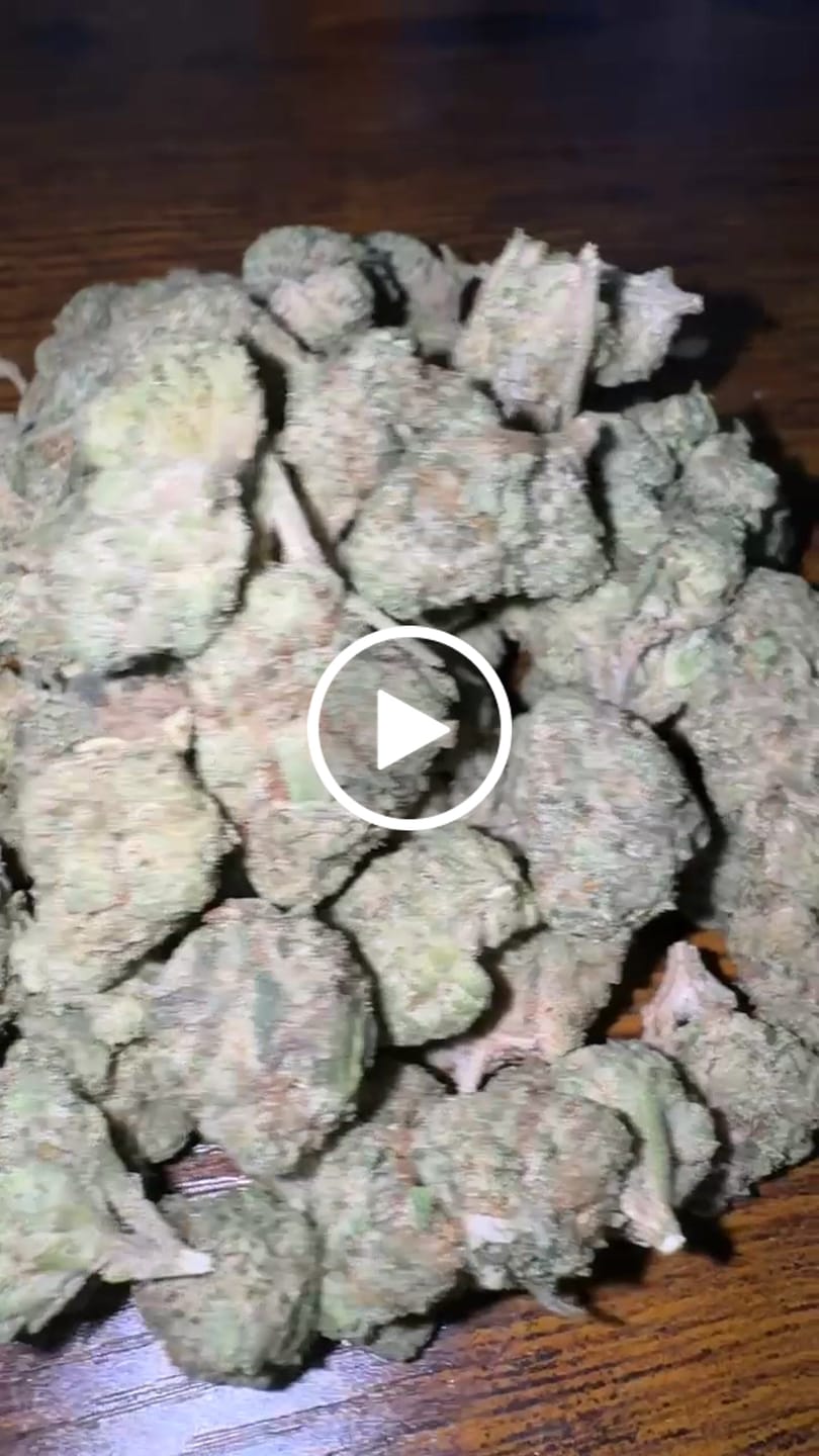 Customer video review of Blue Dream - 28 Grams - Sativa