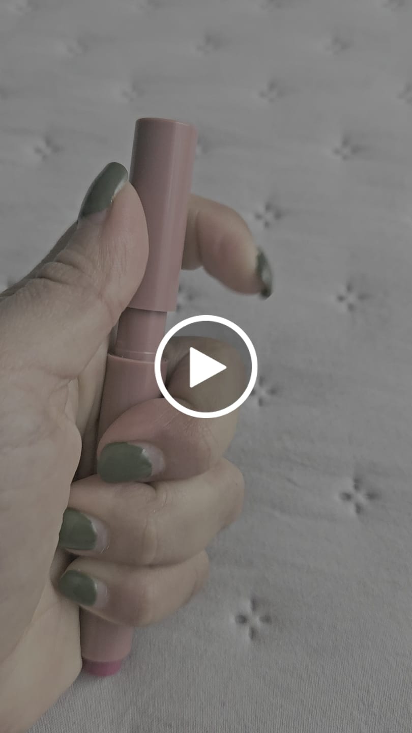 Customer video review of CLICK LIPSTICK SUBLIME