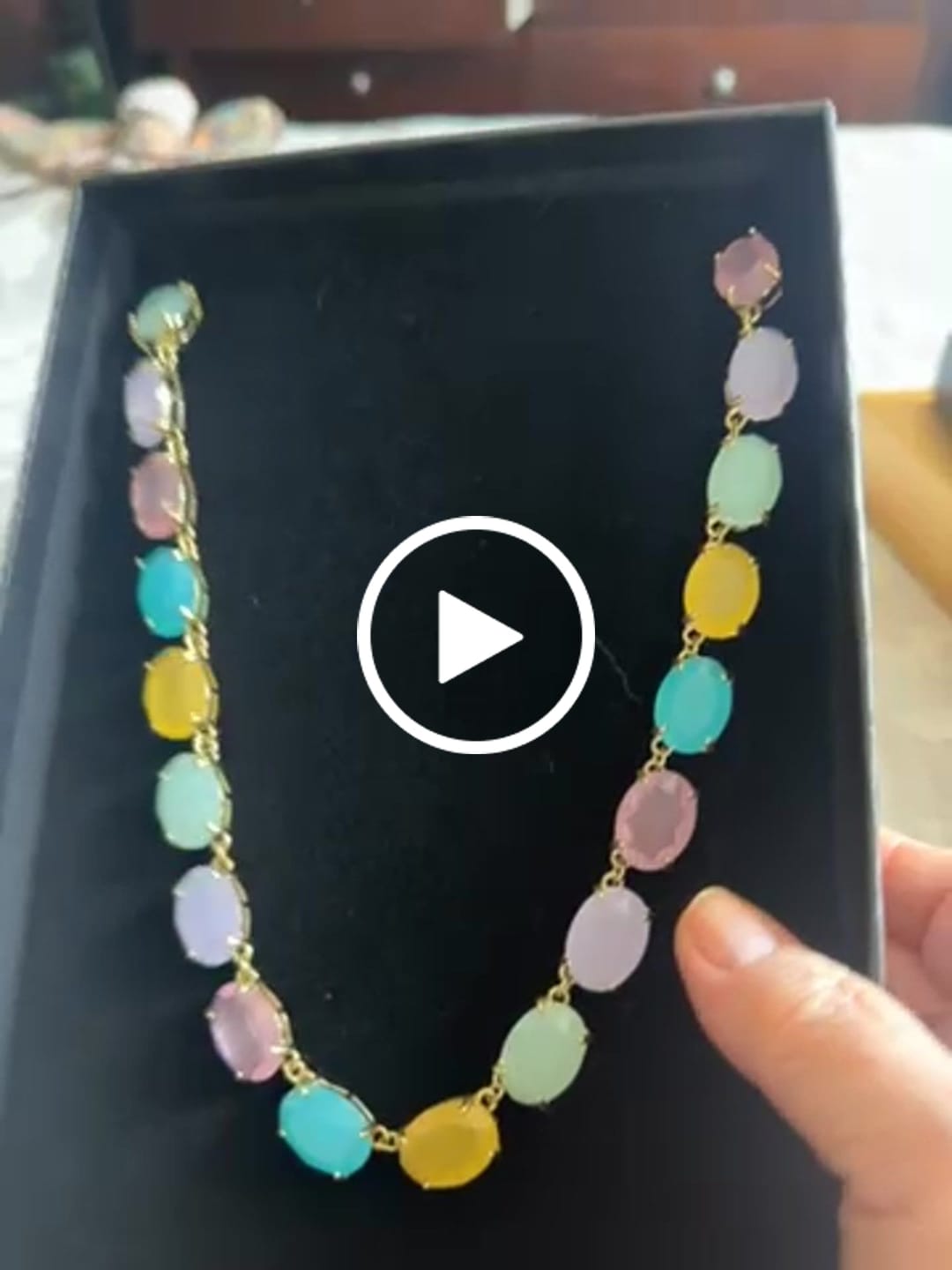 Customer video review of HEIDI DAUS® "Devil Wears Heidi" Crystal Oval Necklace