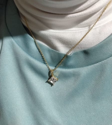Customer photo review of COLLAR ASH BAÑO DE ORO