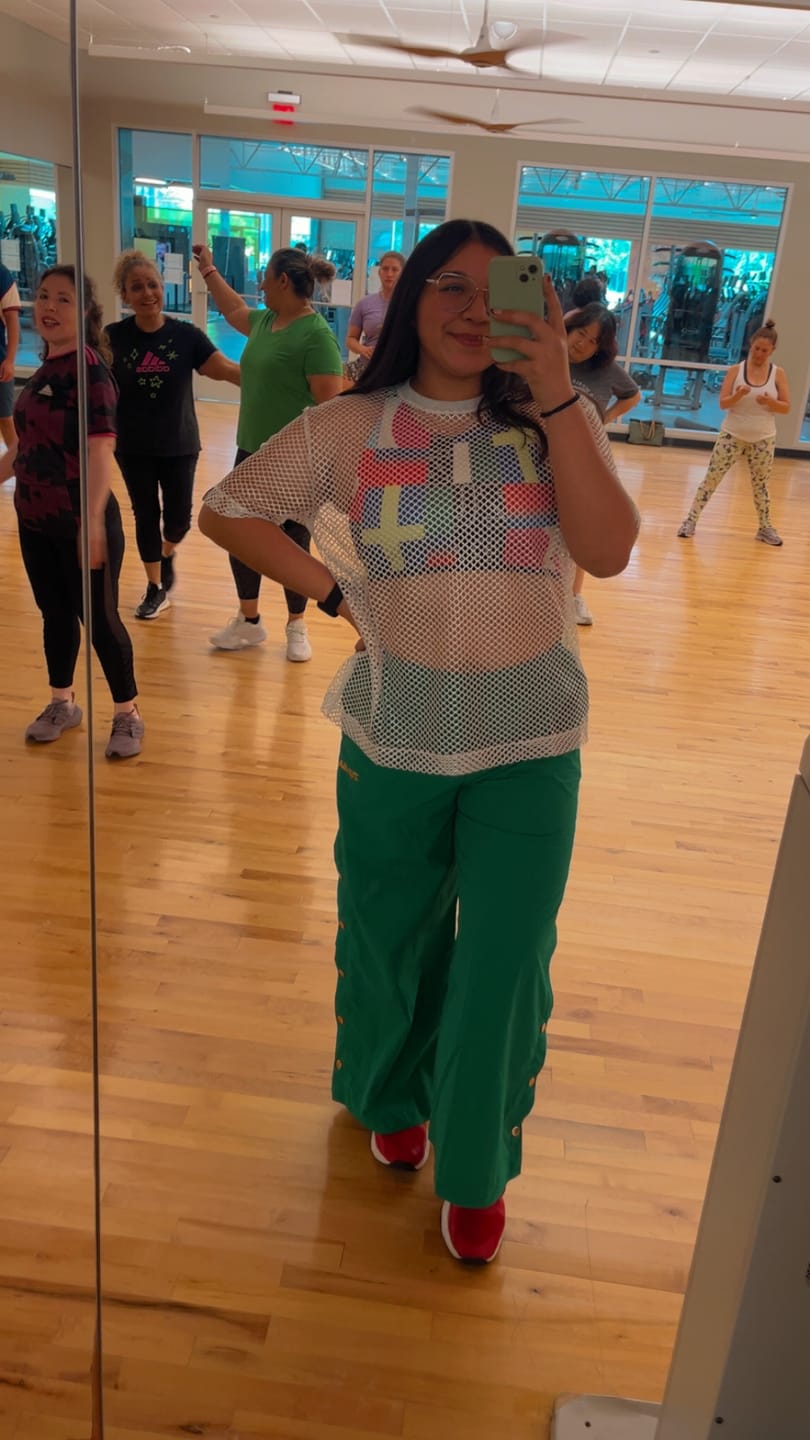 Customer photo review of Worldwide Unisex Mesh Crew Neck Top