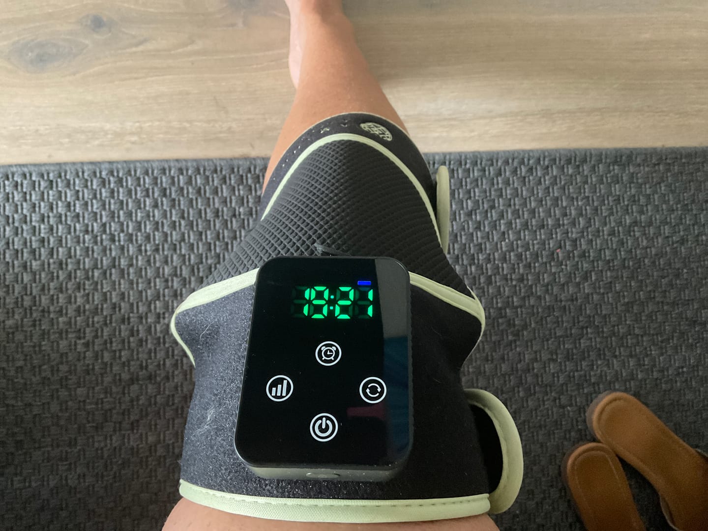 Customer photo review of Koanna® Rotlicht Bandage gegen Knieschmerzen
