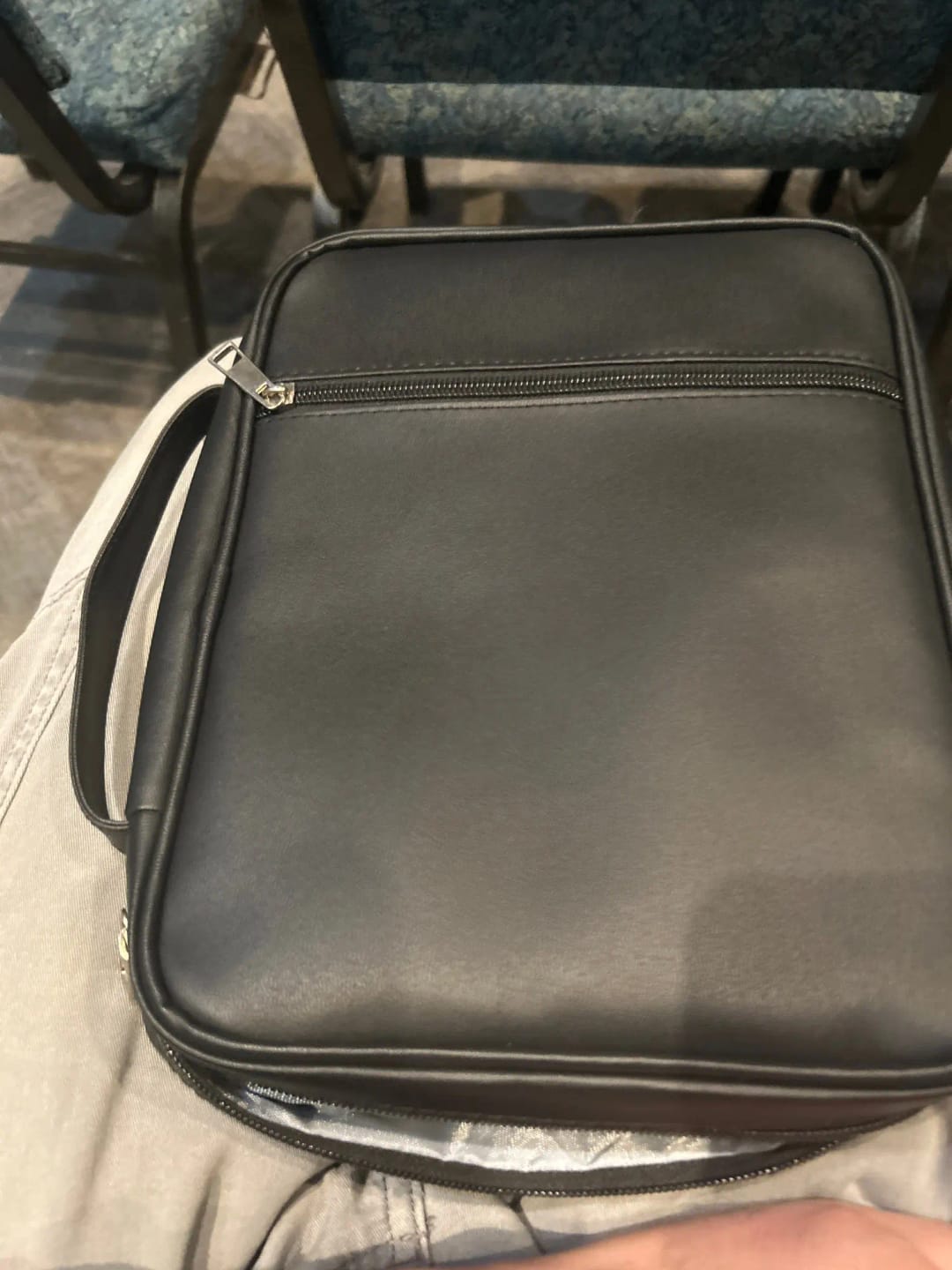 Customer photo review of Black Leather Bible Cover with Handle & Zipper Pocket Large Capacity Christian Book Bag Organizer Church Travel Gift