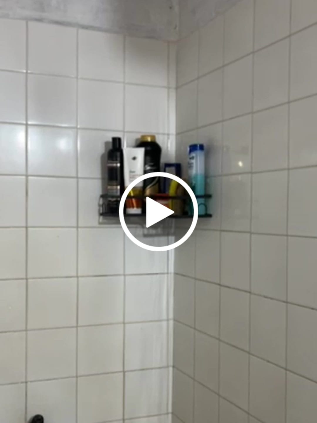 Customer video review of Set de 5 Estantes para Baño con Esquineros Autohadesivo | CornerNest
