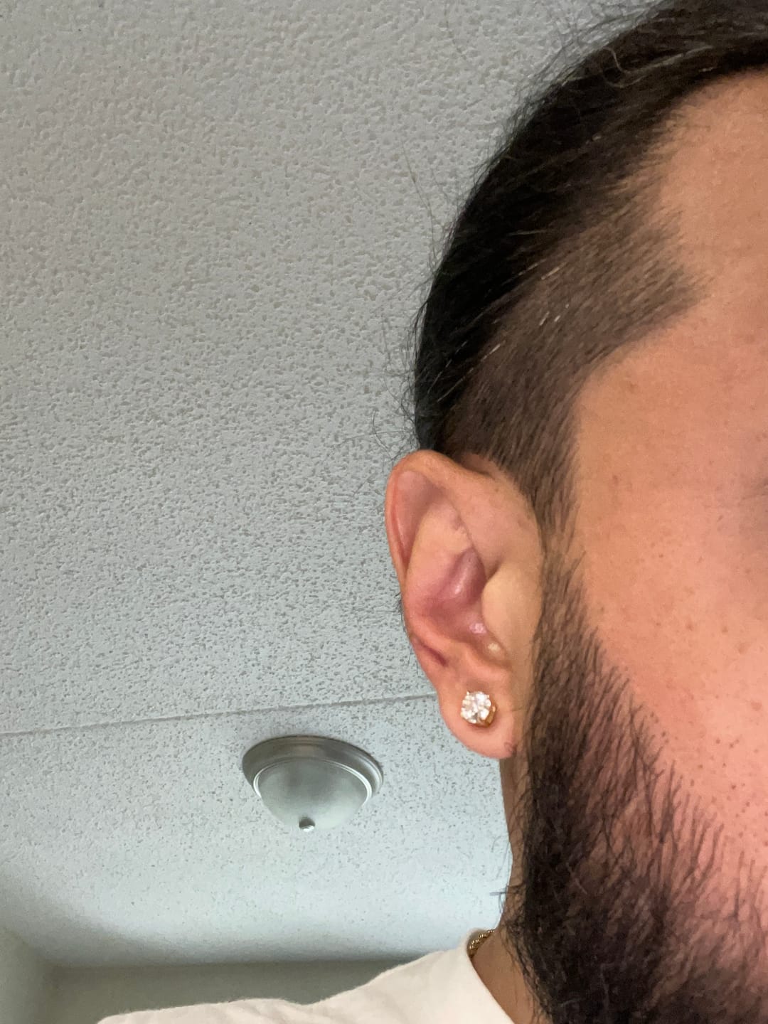Customer photo review of VVS Moissanite Stud Earrings (ALL SIZES)