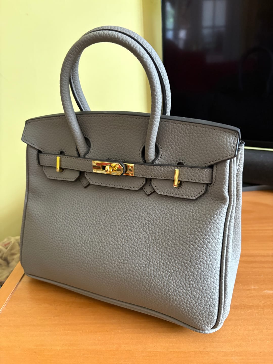Customer photo review of Cherry Bag Charm Set