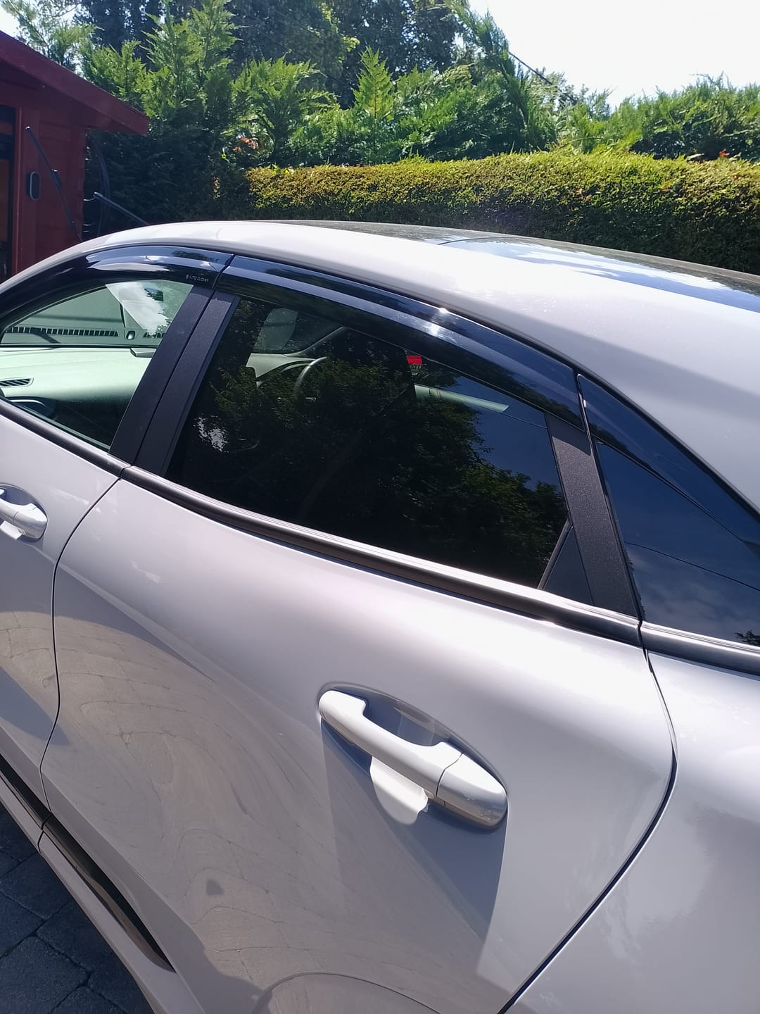Customer photo review of Auto Clover Wind Deflectors Set for Ford Puma 2019+ (6 pieces)