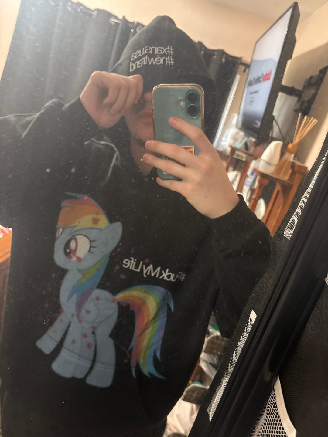 Customer photo review of Pny hoodie 01