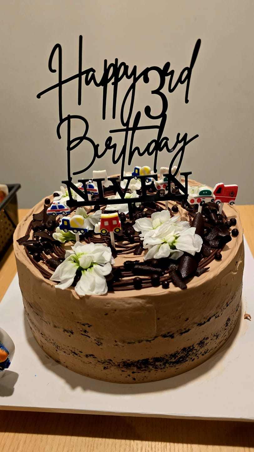 Customer photo review of double chocolate cake