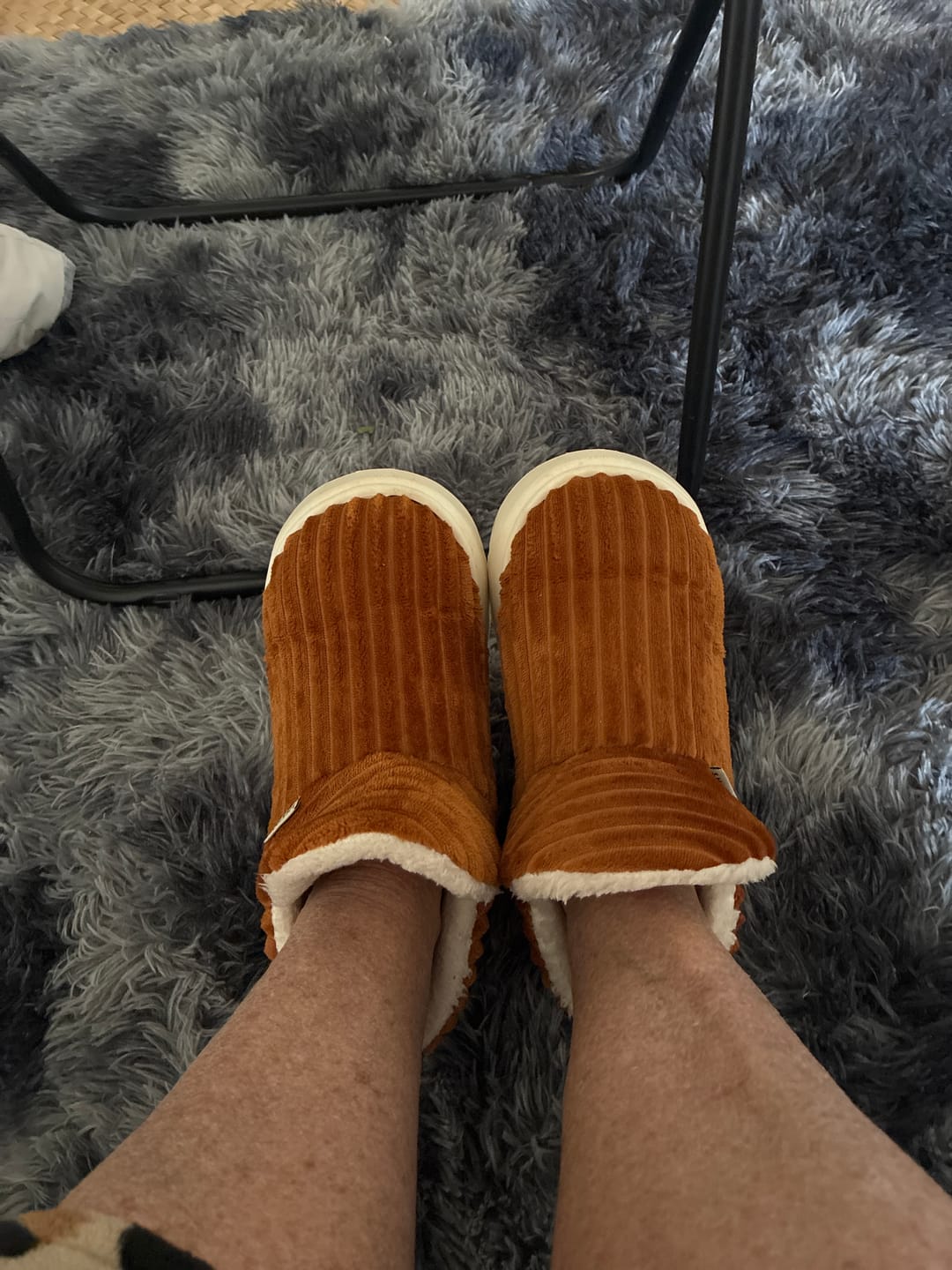 Customer photo review of Poh Poh’s™ Puffy Warm Slippers