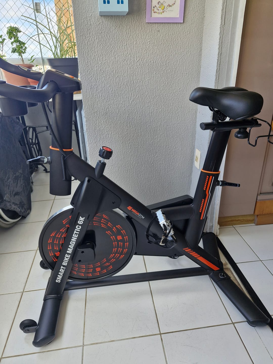 Customer photo review of Bike Spinning Smart Magnetic 6K | Resistência Magnética Potente | Banco Ultra Soft | Suporta 160 Kg