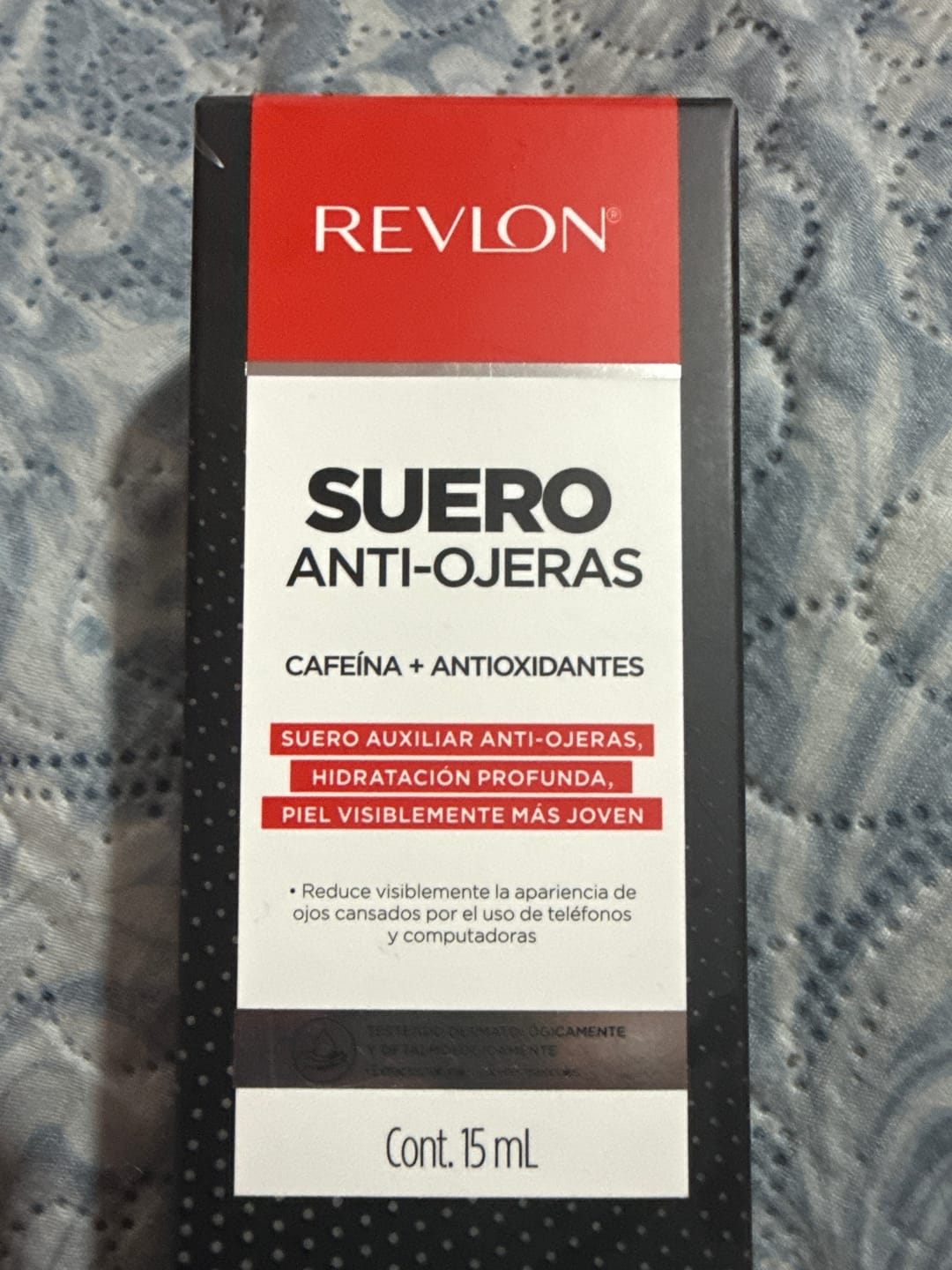 Customer photo review of Roll-On Antiojeras Revlon